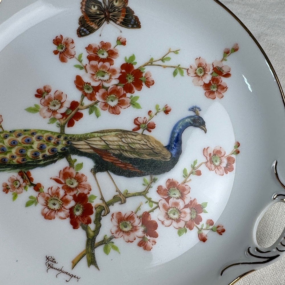 Rita Rauchwerger Hand Painted Elegant White Porcelain Plate with Peacock - Picture 12 of 13
